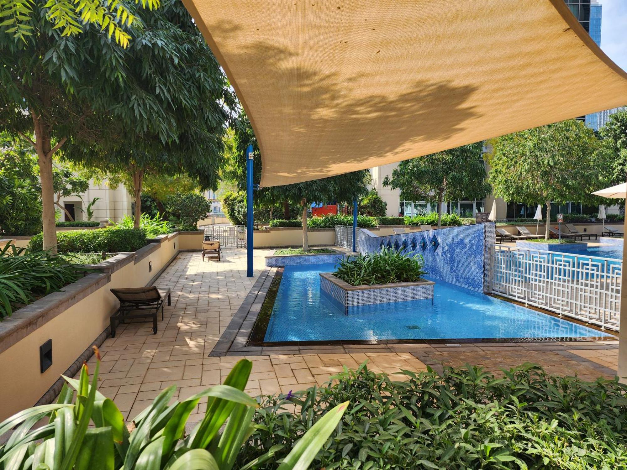 Downtown Oasis, Burj Khalifa Views, Luxury Amenities Apartamento Dubai Exterior foto