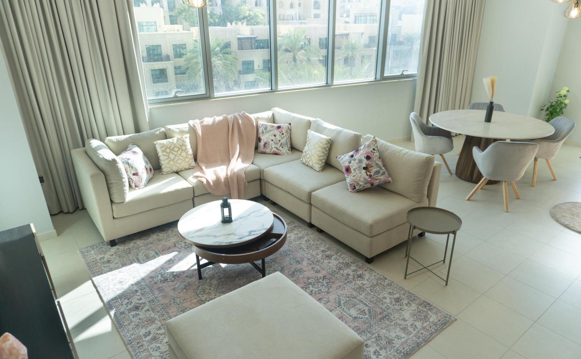 Downtown Oasis, Burj Khalifa Views, Luxury Amenities Apartamento Dubai Exterior foto